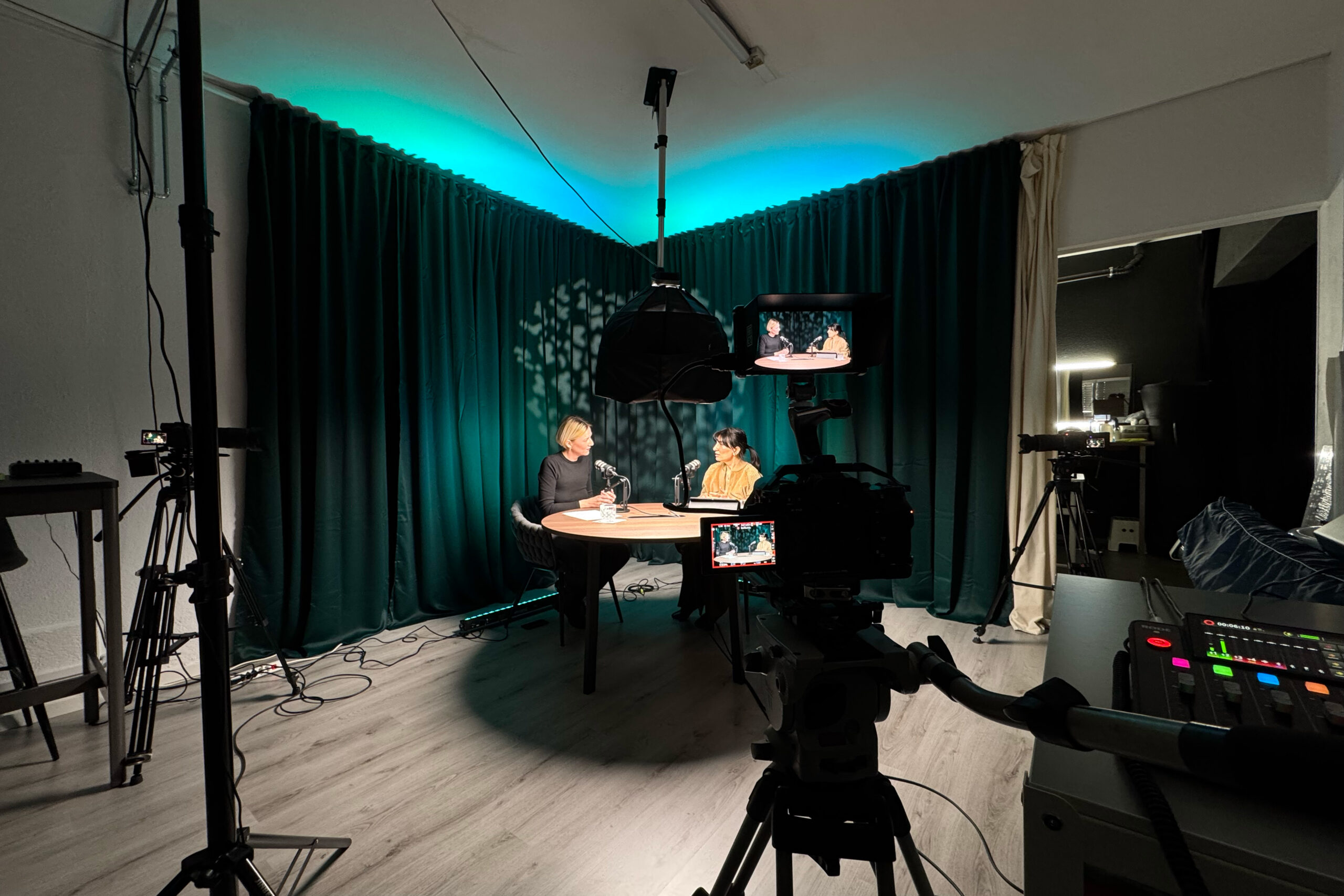 podcast-studio2-01